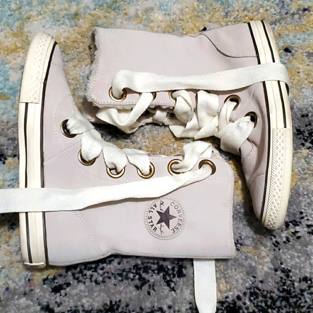 Converse Faux Fur/Fleece Lined Suade Lace Up Boots